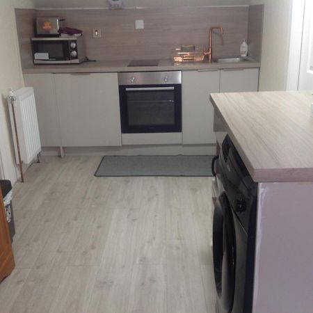 גלאזגו Busby Apartments מראה חיצוני תמונה
