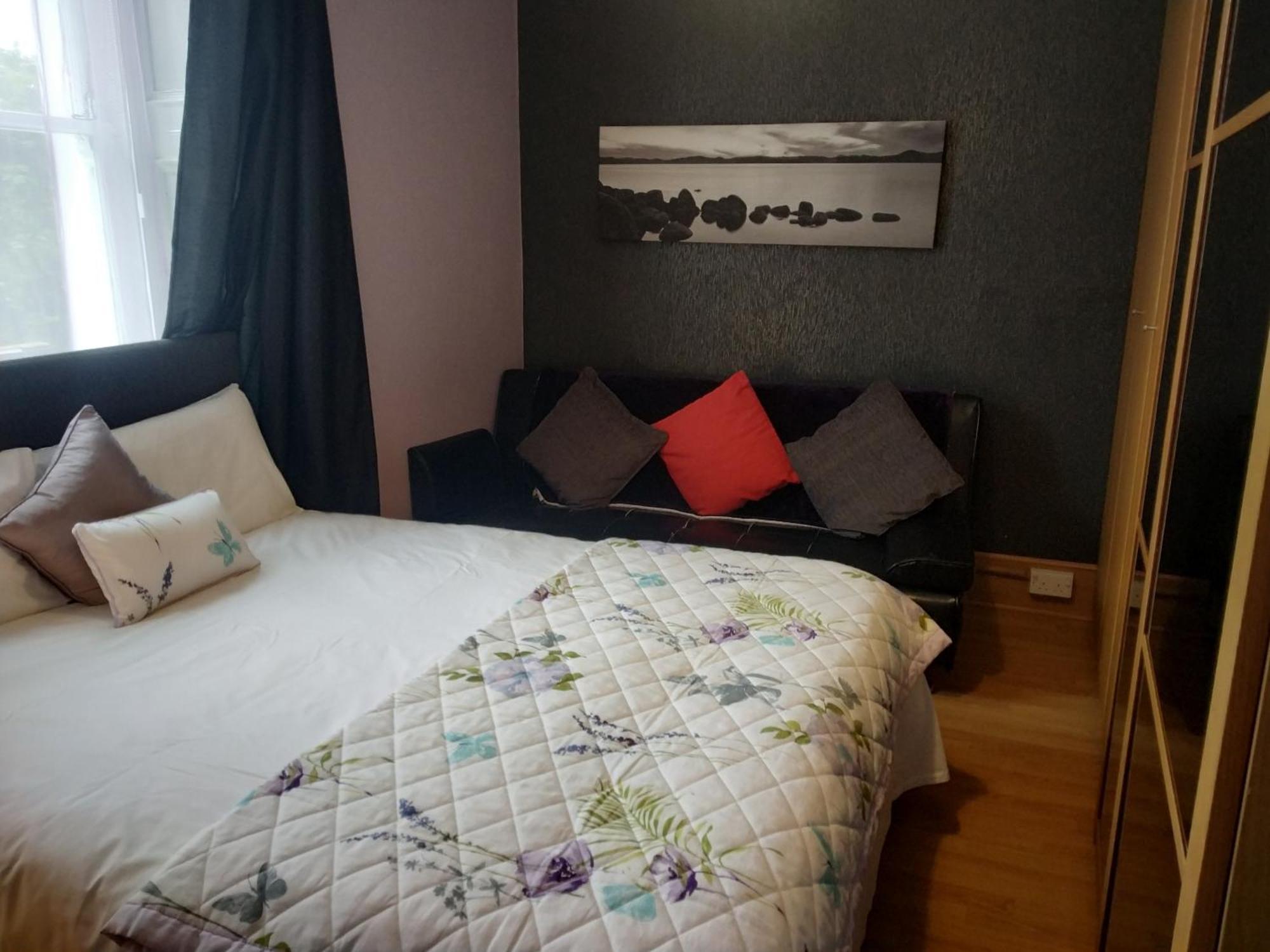 גלאזגו Busby Apartments מראה חיצוני תמונה