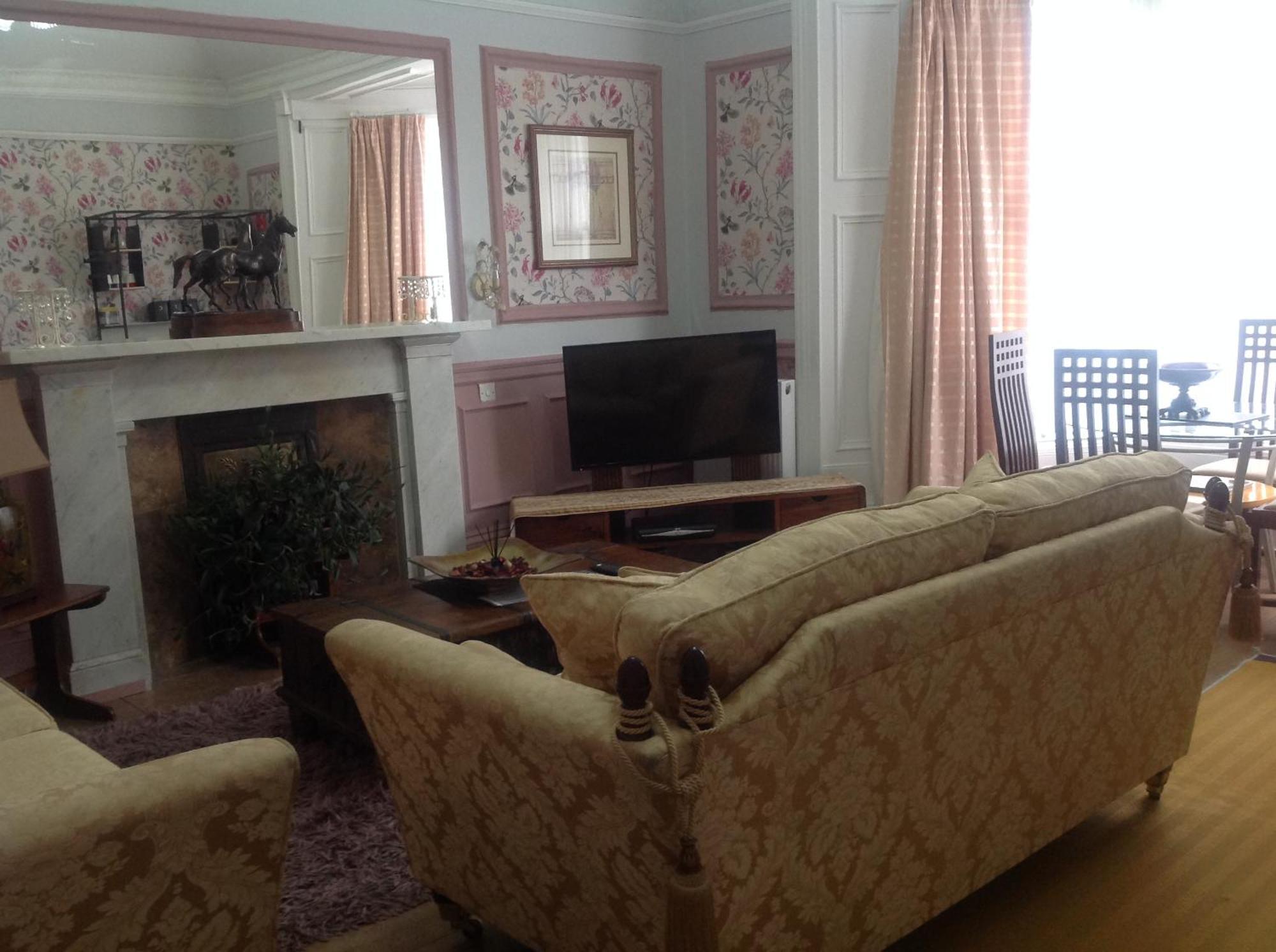 גלאזגו Busby Apartments מראה חיצוני תמונה